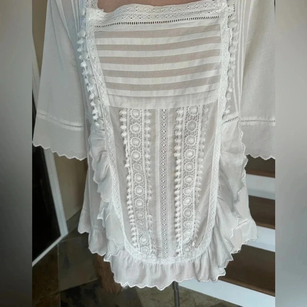 Juicy Couture White Lace Eyelet Ruffle Peasant Blouse Top Size 8